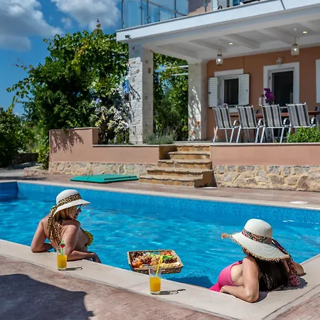 Vilă In Zakynthos With Private Pool & Views Lagopodhon