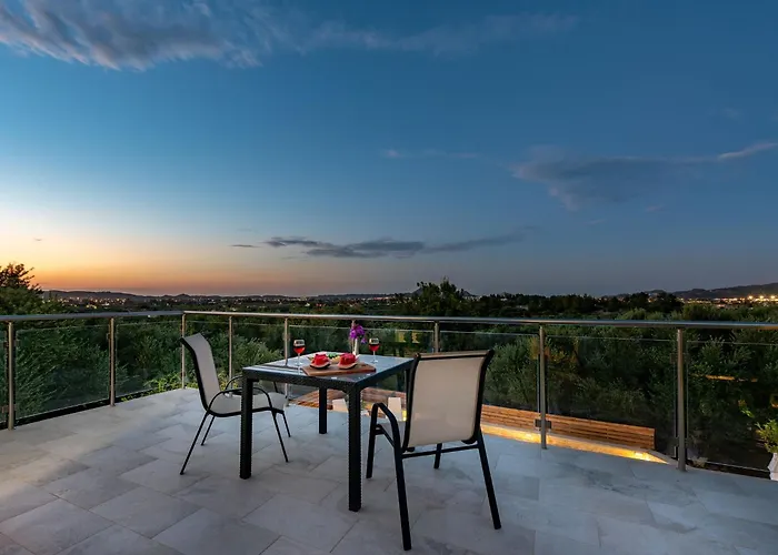 In Zakynthos With Private Pool & Views * Lagopodhon