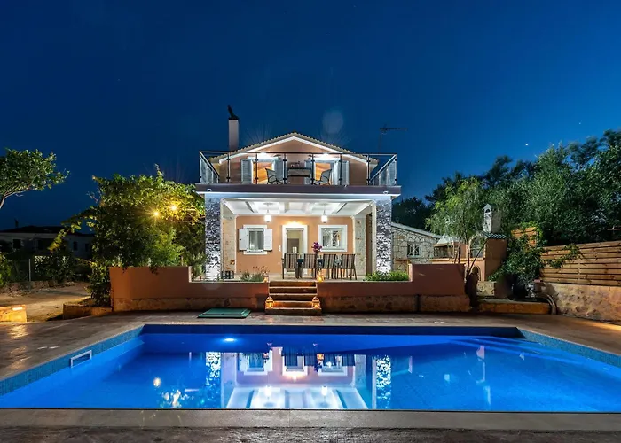 In Zakynthos With Private Pool & Views 빌라