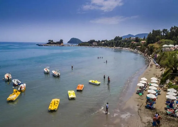 In Zakynthos With Private Pool & Views 빌라 Lagopodhon