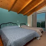 Villa In Zakynthos With Private Pool & Views Lagopodhon